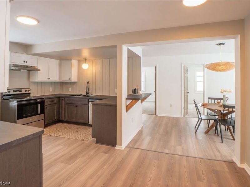 5429 Grove Road, Clinton, OH 44216 Photo 8