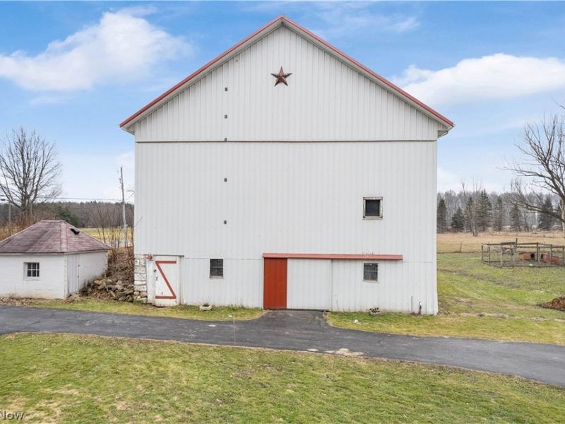 635 Industry Road, Atwater, OH 44201 Photo 4