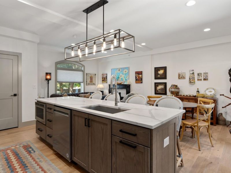 792 Highland Street, Columbus, OH 43215 Photo 14