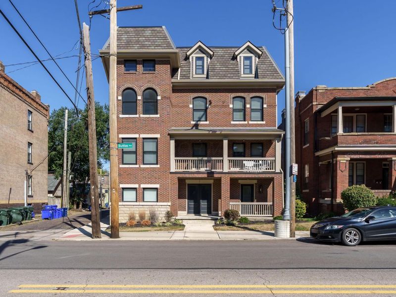 792 Highland Street, Columbus, OH 43215 Photo 2