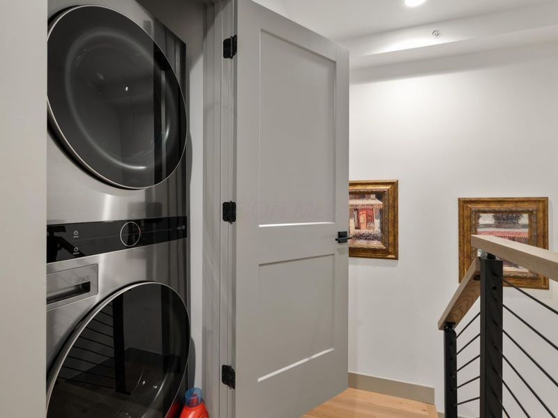 792 Highland Street, Columbus, OH 43215 Photo 23