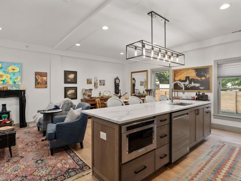 792 Highland Street, Columbus, OH 43215 Photo 6