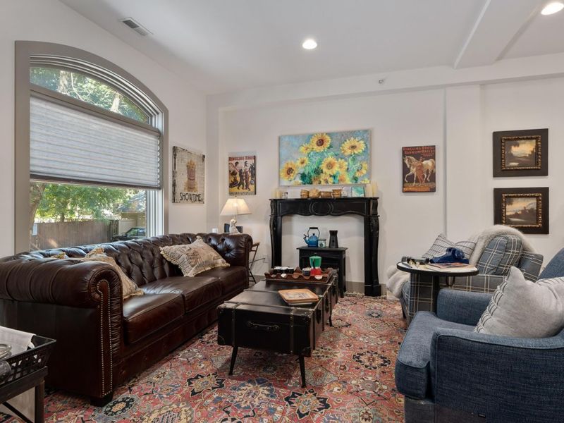 792 Highland Street, Columbus, OH 43215 Photo 7