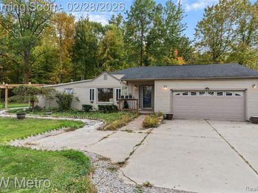 45055 McBride Avenue, Van Buren Twp, MI 48111