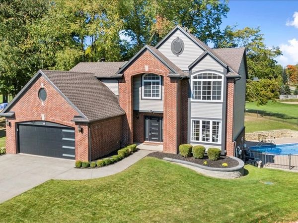 2420 Baltimore Court, Commerce Twp, MI 48382