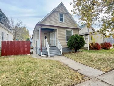 8737 SMART Street, Detroit, MI 48210