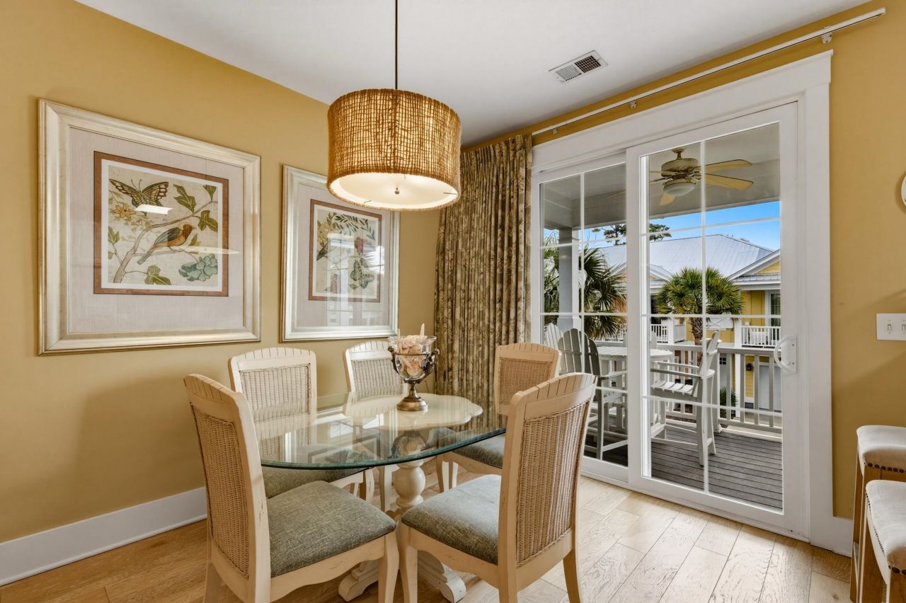 4917 Cinzia Ln. Photo 14