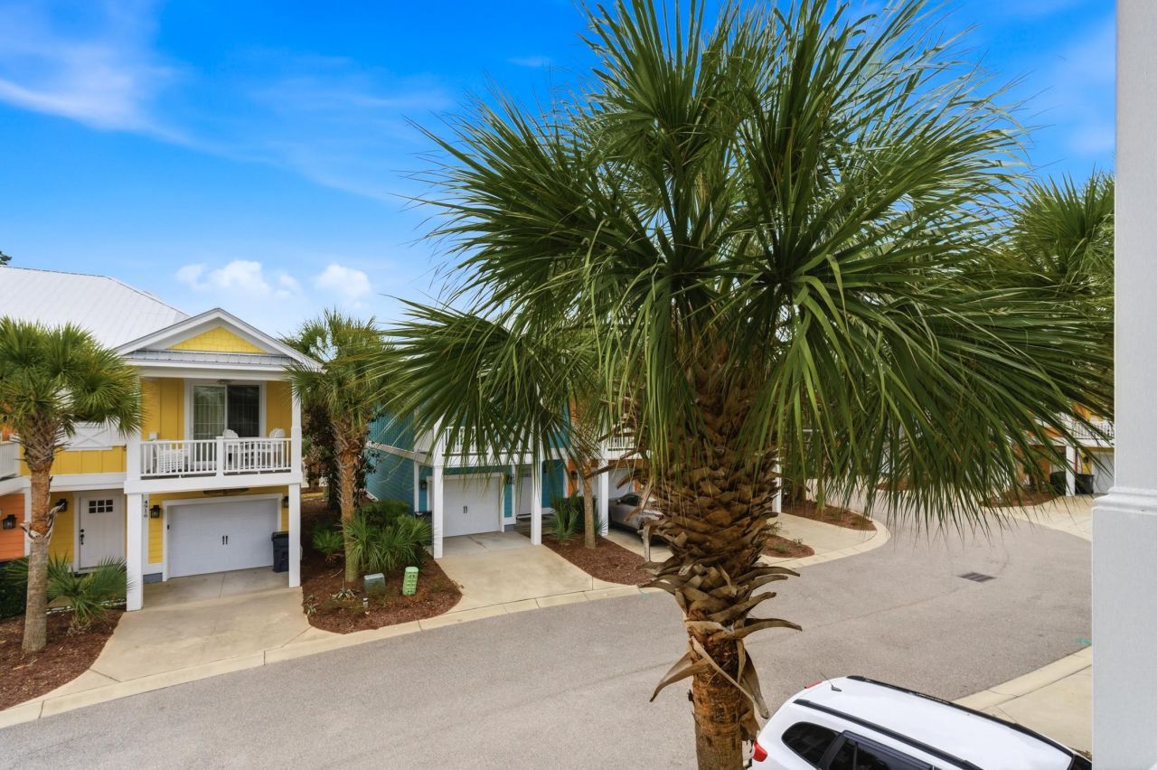 4917 Cinzia Ln. Photo 19