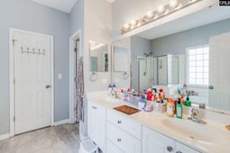 137 Oldtown Drive photo 4