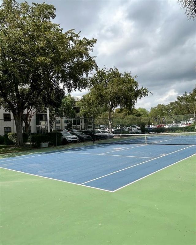 6190 Woodlands Boulevard, Unit 107, Tamarac, FL 33319 Photo