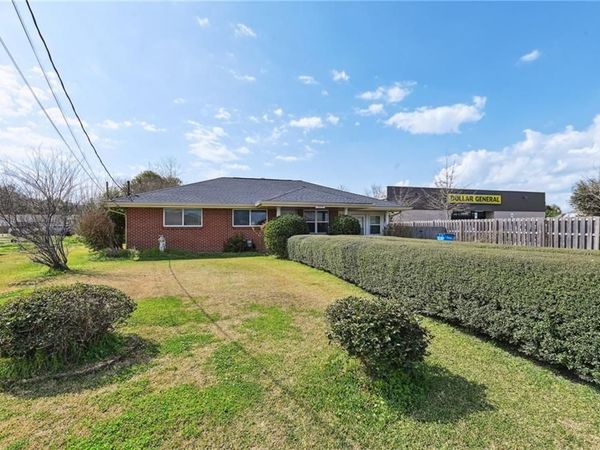 15457 RIVER Road, Hahnville, LA 70057