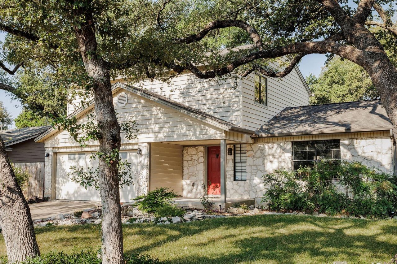 7806 Beauregard Cir, Austin, TX 78745 Main Photo