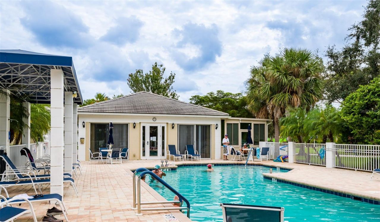 815 Montrose Drive, Unit 203, Venice, FL 34293 Photo