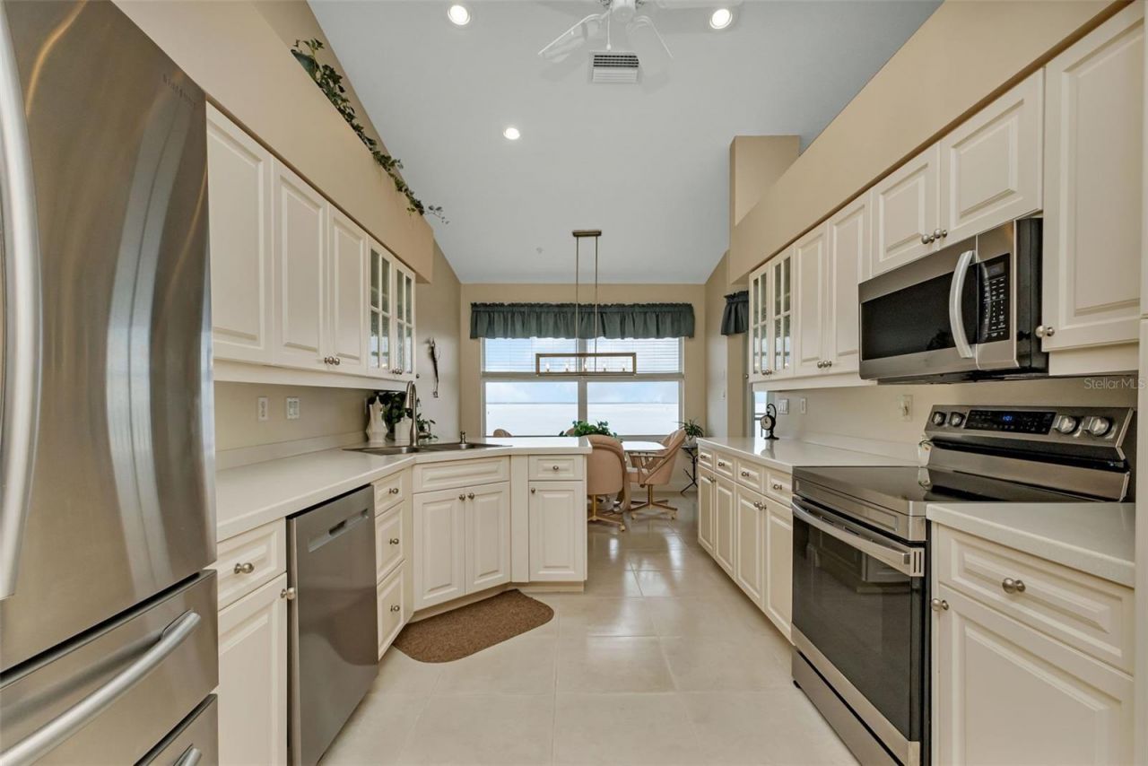 200 Harbor Walk Drive, Unit 352, Punta Gorda, FL 33950 Photo
