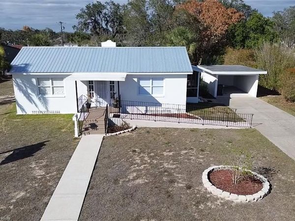 930 W MAIN STREET, AVON PARK, FL 33825