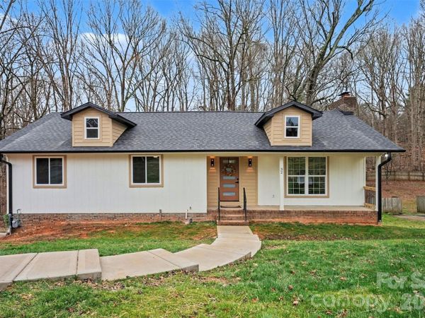 32 Bowen Drive , Belmont, NC 28012