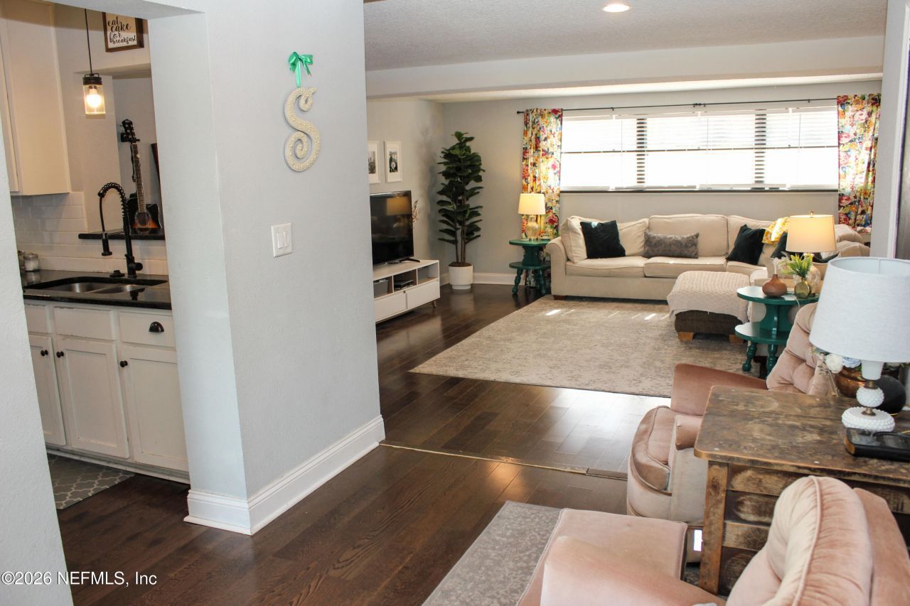 3637 Pizarro Road, Jacksonville, FL 32217 Photo