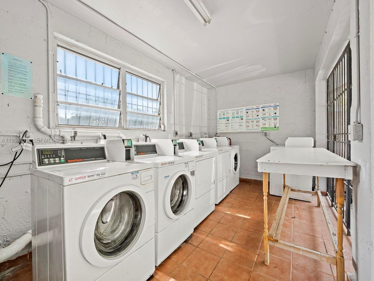 6801 N Kendall Dr , Pinecrest, FL 33156 Photo