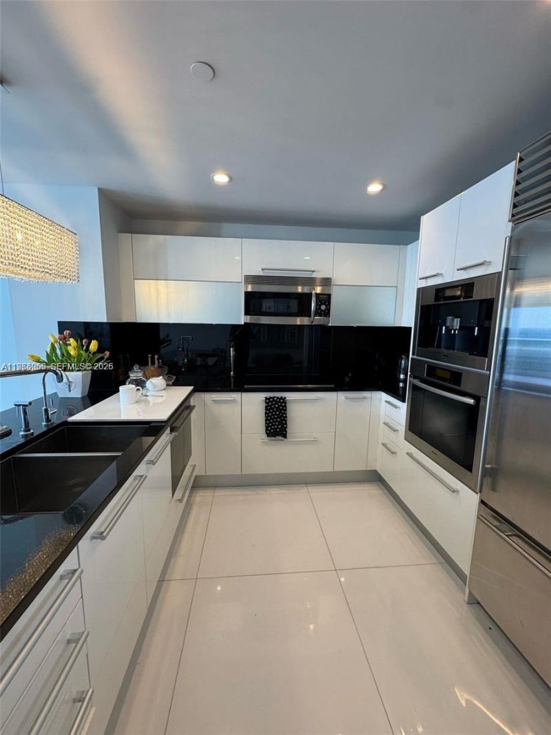 17121 Collins Ave , Unit 1802, Sunny Isles Beach, FL 33160 Photo