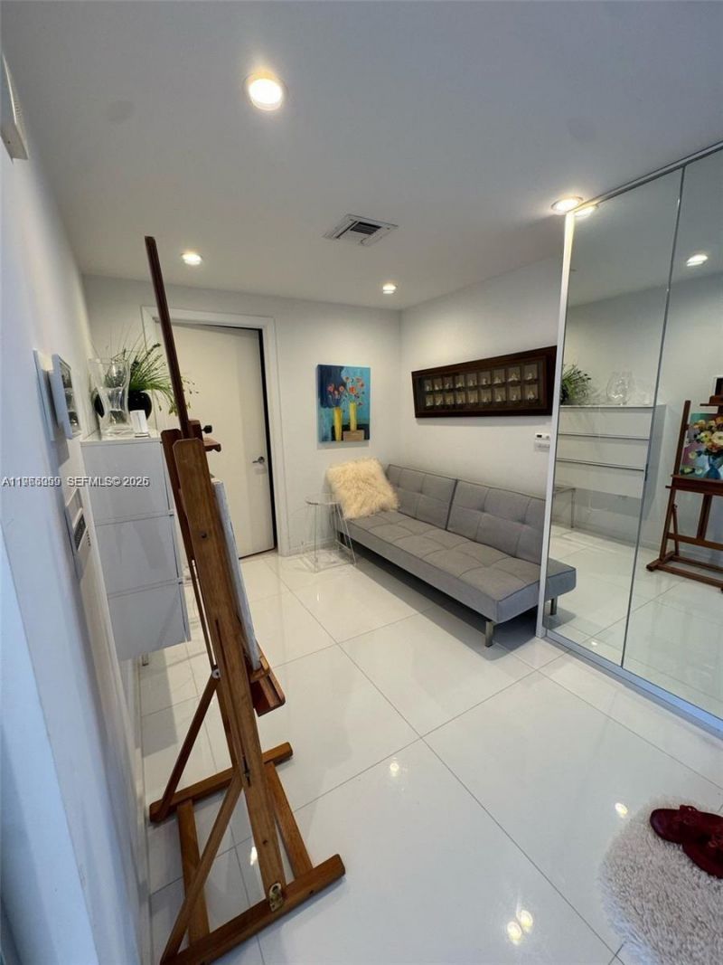 17121 Collins Ave , Unit 1802, Sunny Isles Beach, FL 33160 Photo