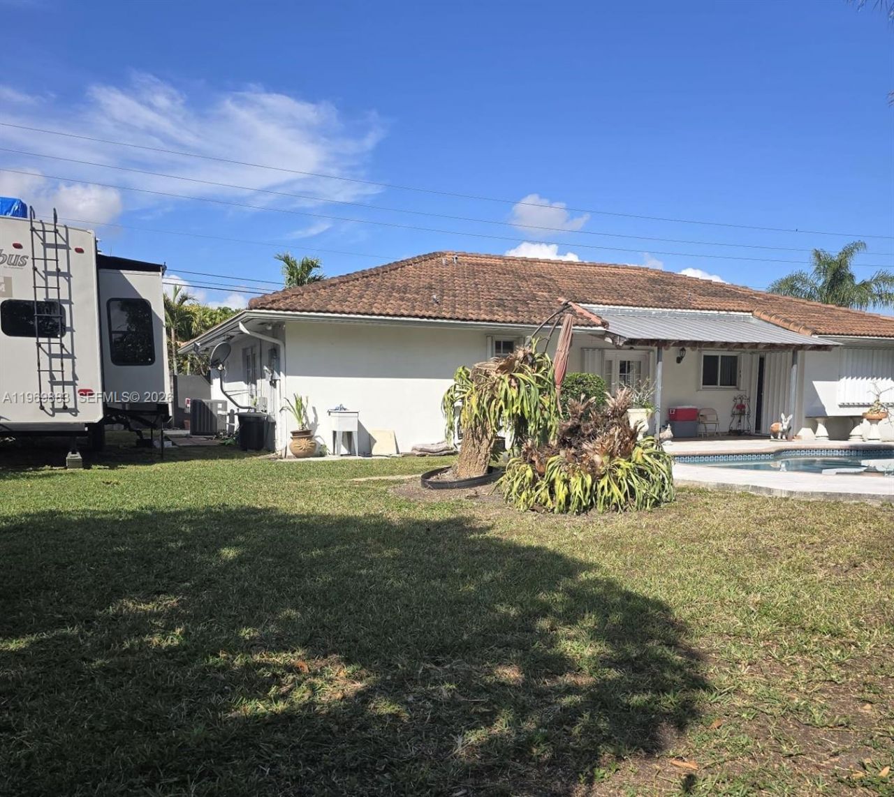 15641 SW 147th Ave , Miami, FL 33187 Photo