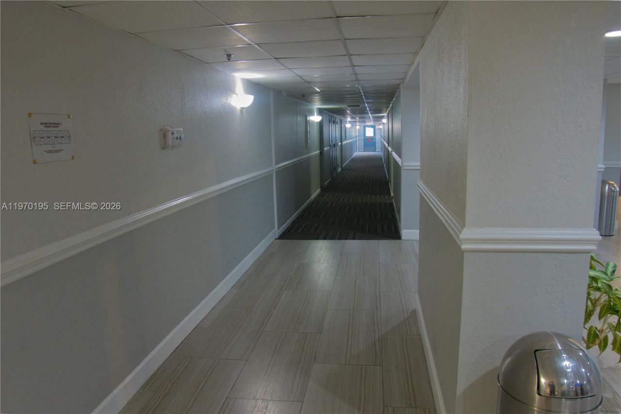 901 Hillcrest Dr, Unit 311, Hollywood, FL 33021 Photo