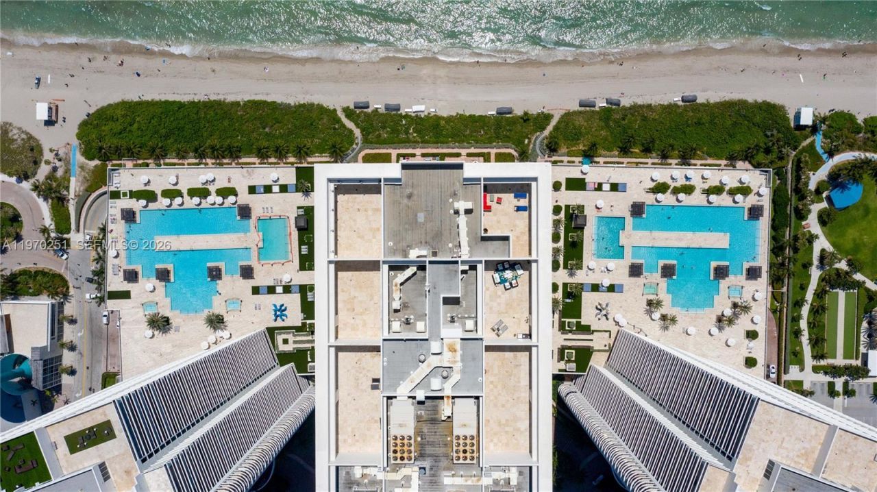 1830 S Ocean Dr, Unit 4204, Hallandale Beach, FL 33009 Photo