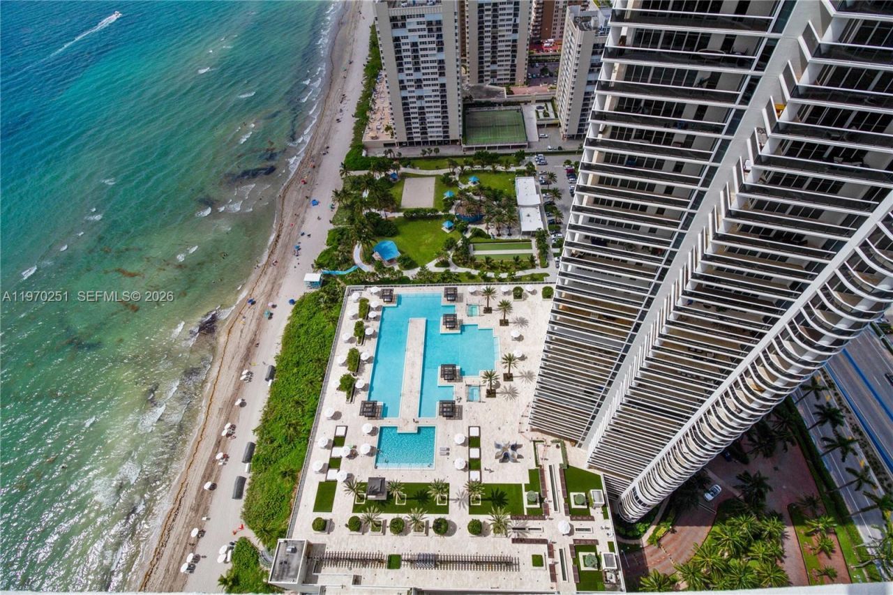 1830 S Ocean Dr, Unit 4204, Hallandale Beach, FL 33009 Photo