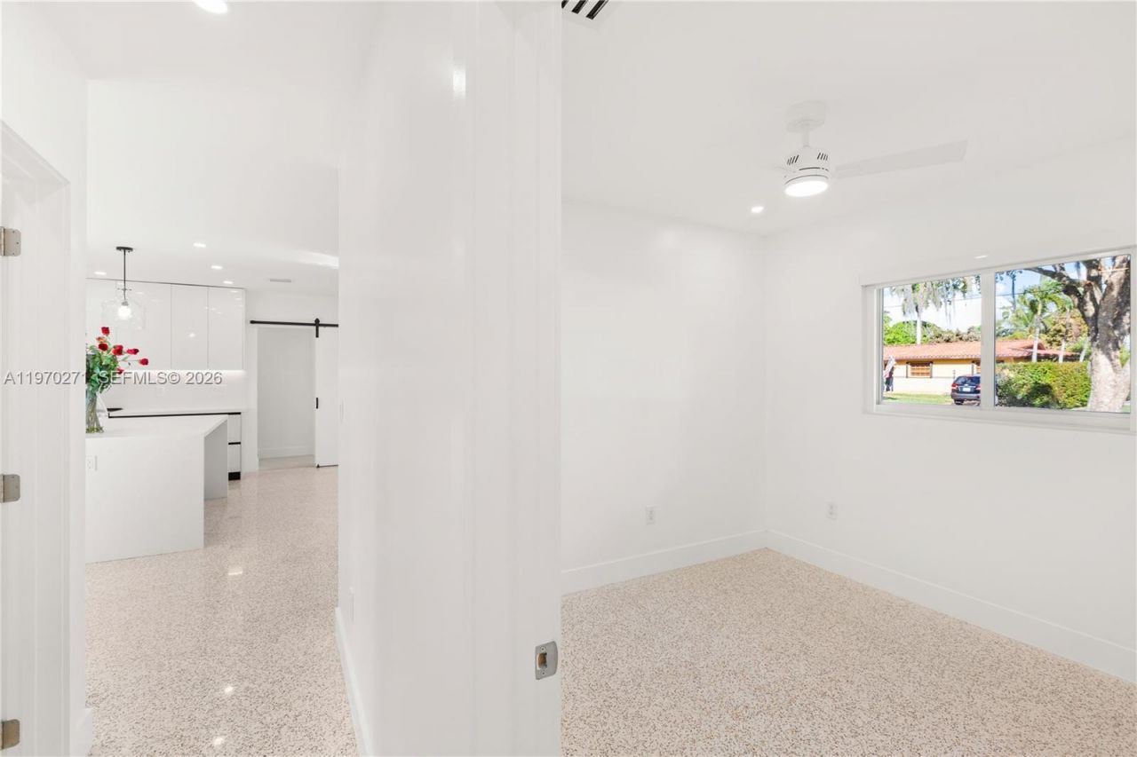 6030 SW 109th Ct, Miami, FL 33173 Photo