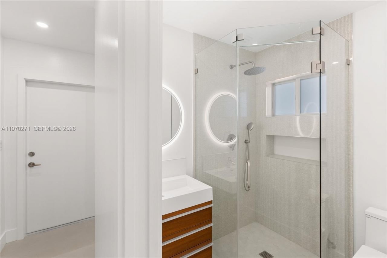 6030 SW 109th Ct, Miami, FL 33173 Photo