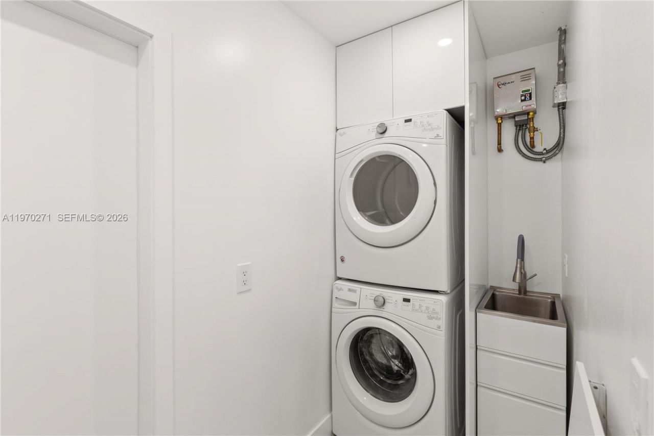 6030 SW 109th Ct, Miami, FL 33173 Photo