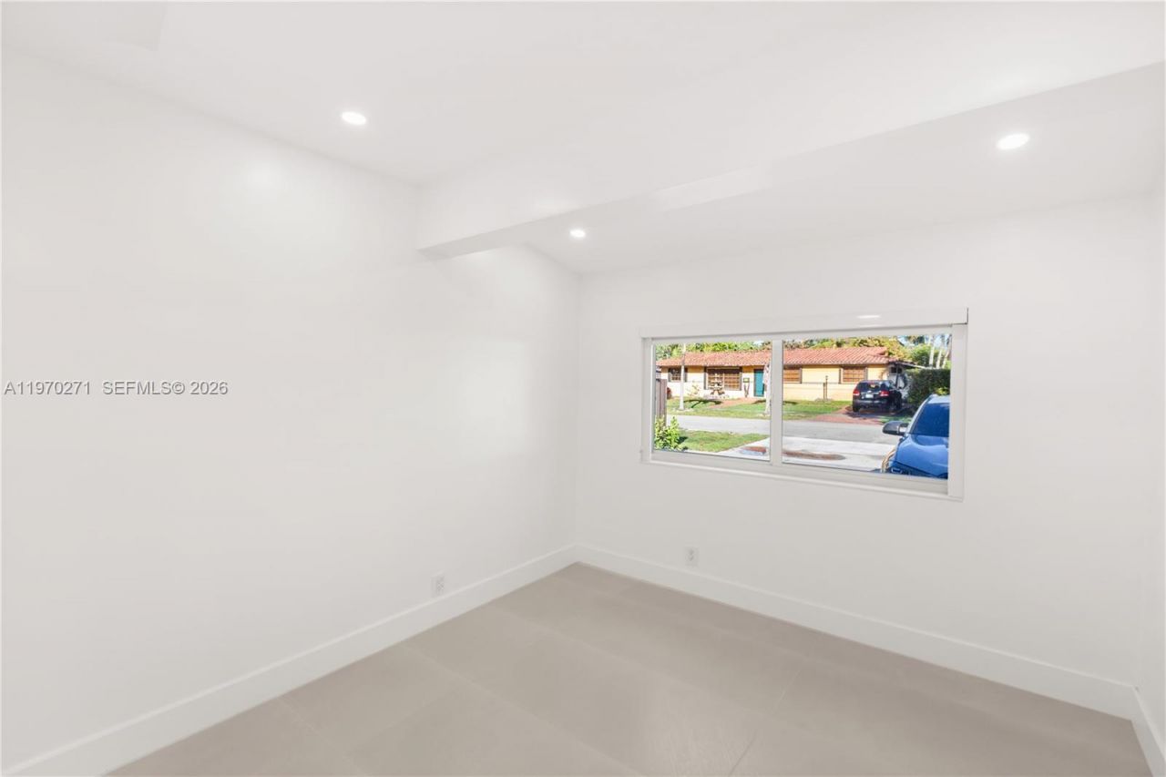 6030 SW 109th Ct, Miami, FL 33173 Photo