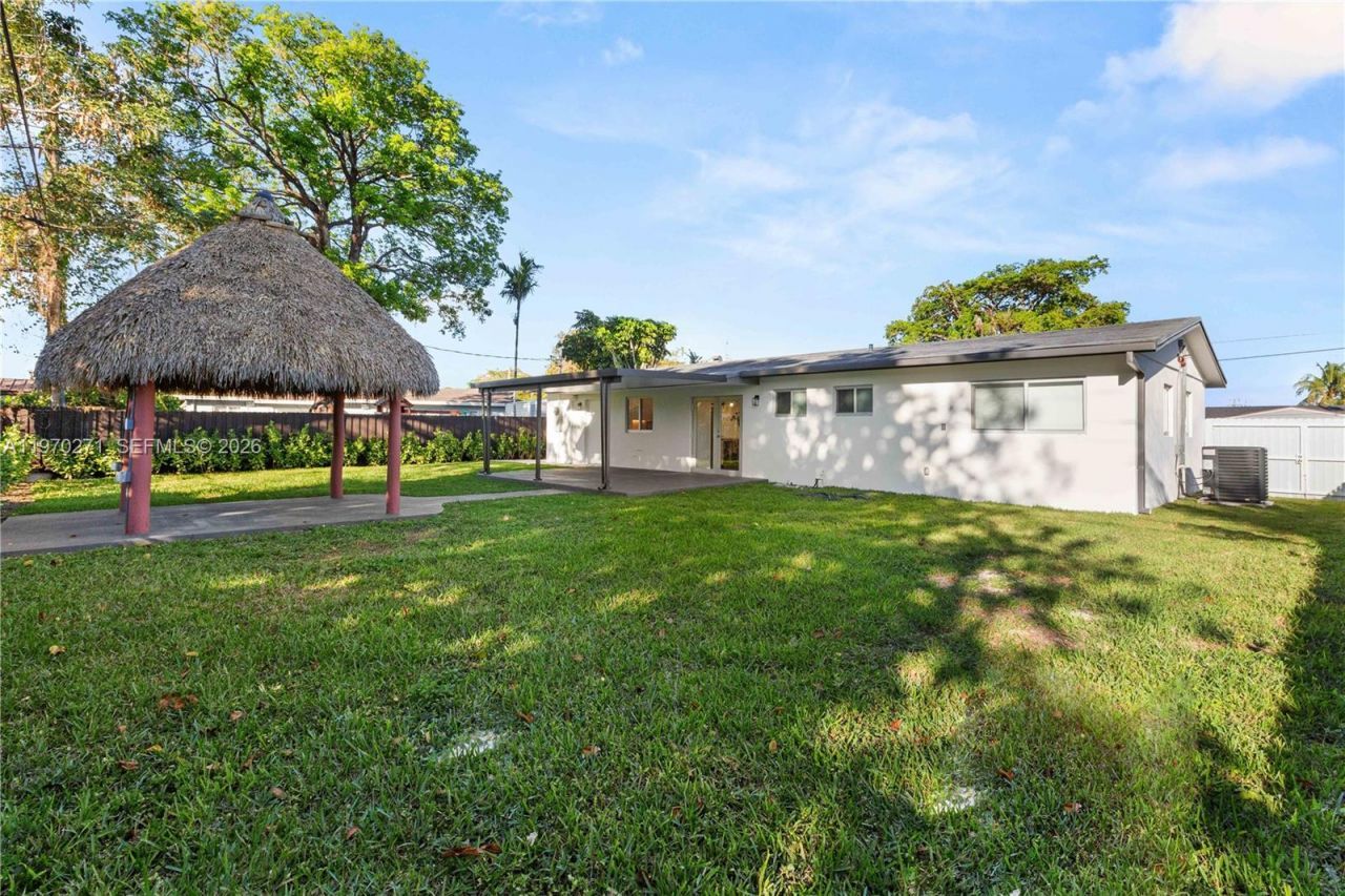 6030 SW 109th Ct, Miami, FL 33173 Photo