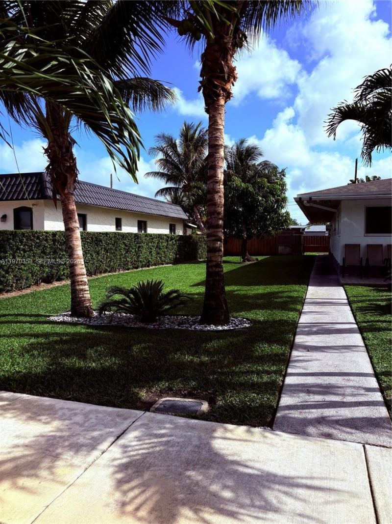 5632 Hayes St, Hollywood, FL 33021 Photo