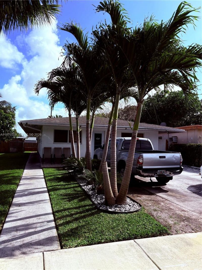 5632 Hayes St, Hollywood, FL 33021 Photo