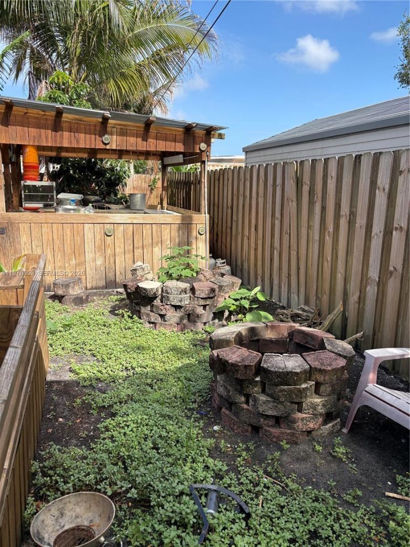 5632 Hayes St, Hollywood, FL 33021 Photo