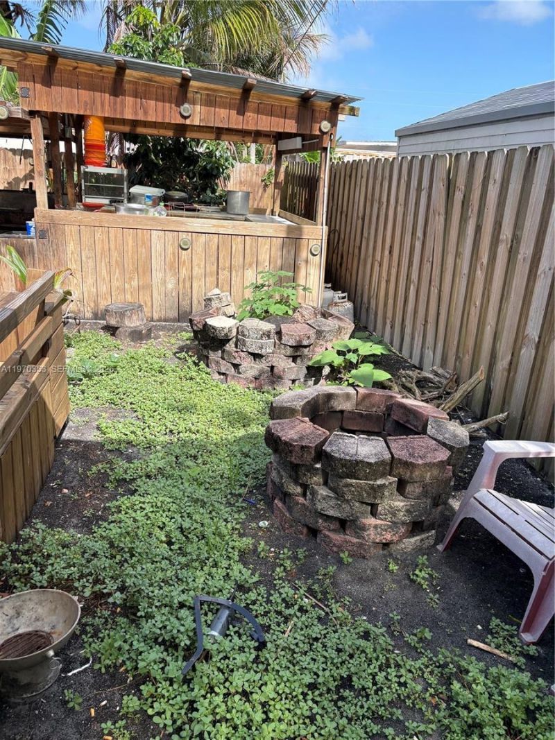 5632 Hayes St, Hollywood, FL 33021 Photo