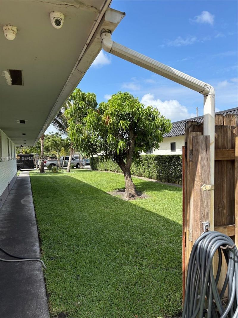 5632 Hayes St, Hollywood, FL 33021 Photo