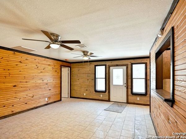 1155 Fm 2722, Unit 103, New Braunfels, TX 78132