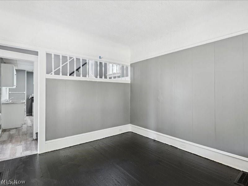 10622 Hathaway Avenue, Cleveland, OH 44108 Photo 11