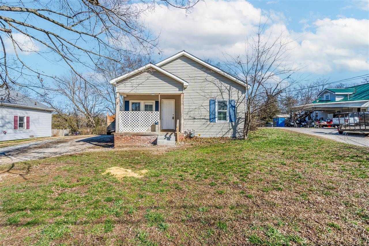 207 Sunset Avenue, Glasgow, KY 42141 Main Photo
