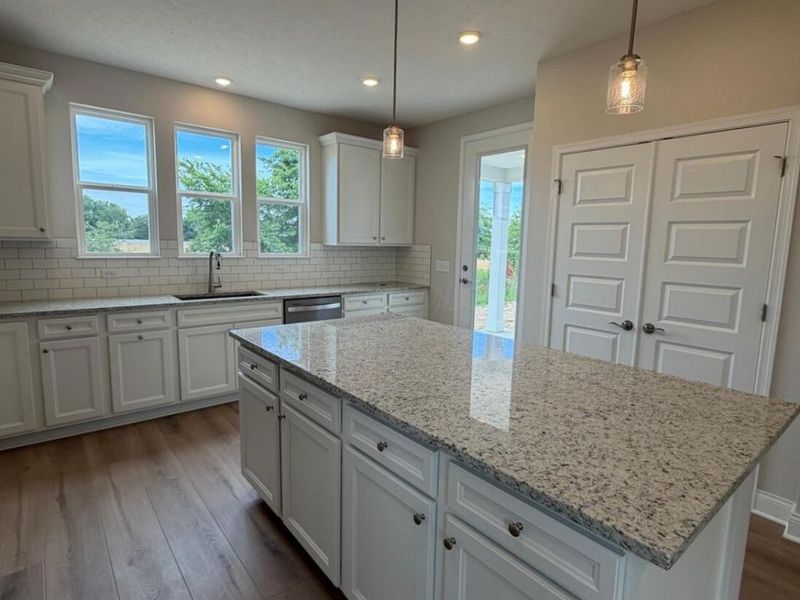 1291 Fairstone Drive, Unit LOT 30025, Lewis Center, OH 43035 Photo 2