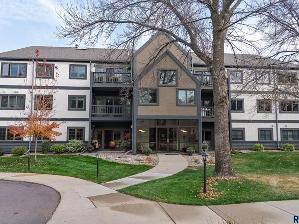 4204 S Minnesota Ave, Unit 103, Sioux Falls, SD 57105