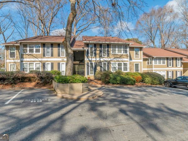 5155 Roswell Road, Unit 9, Atlanta, GA 30342