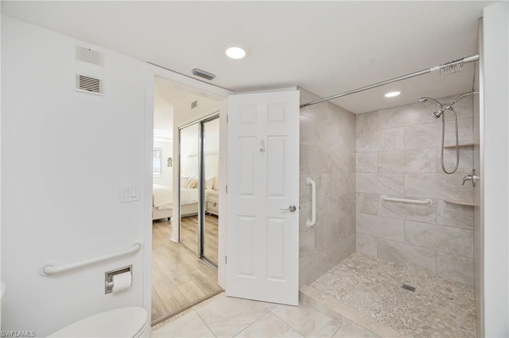 320 Horse Creek Dr, Unit 308, Naples, FL 34110 Photo