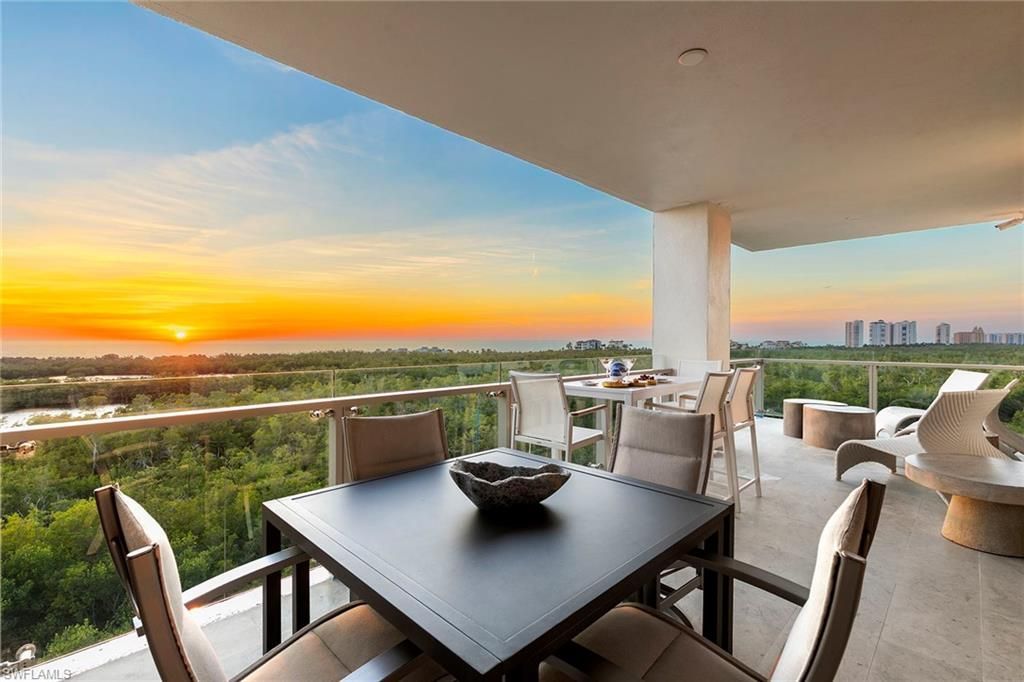 6897 Grenadier Blvd, Unit 704, Naples, FL 34108 Photo