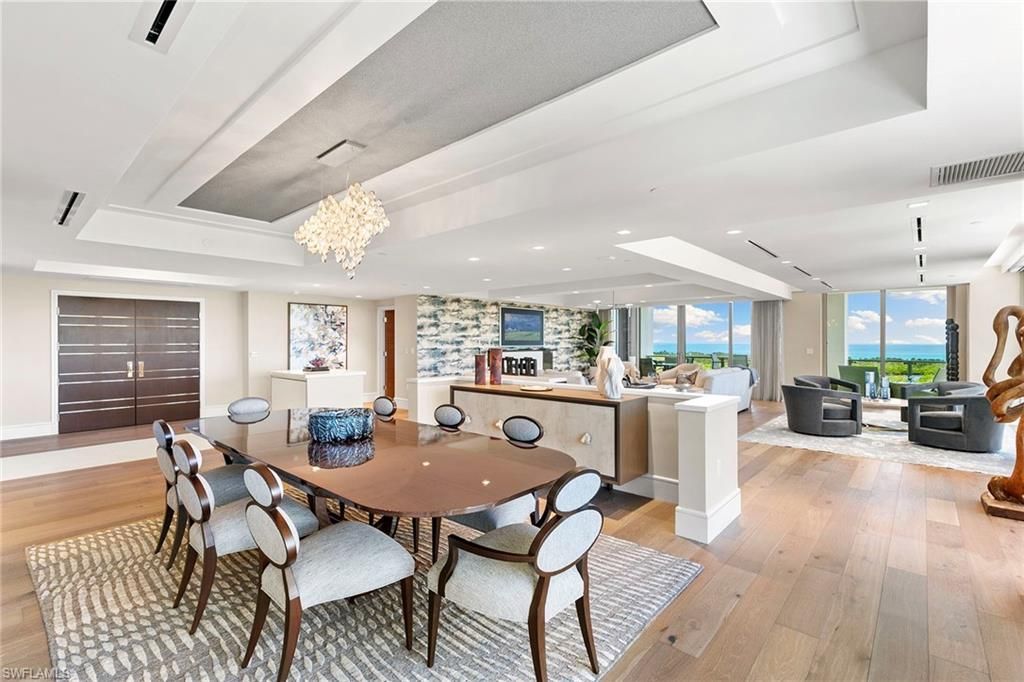 6897 Grenadier Blvd, Unit 704, Naples, FL 34108 Photo