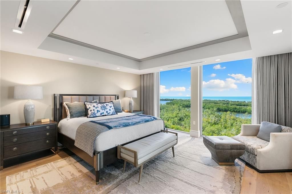 6897 Grenadier Blvd, Unit 704, Naples, FL 34108 Photo