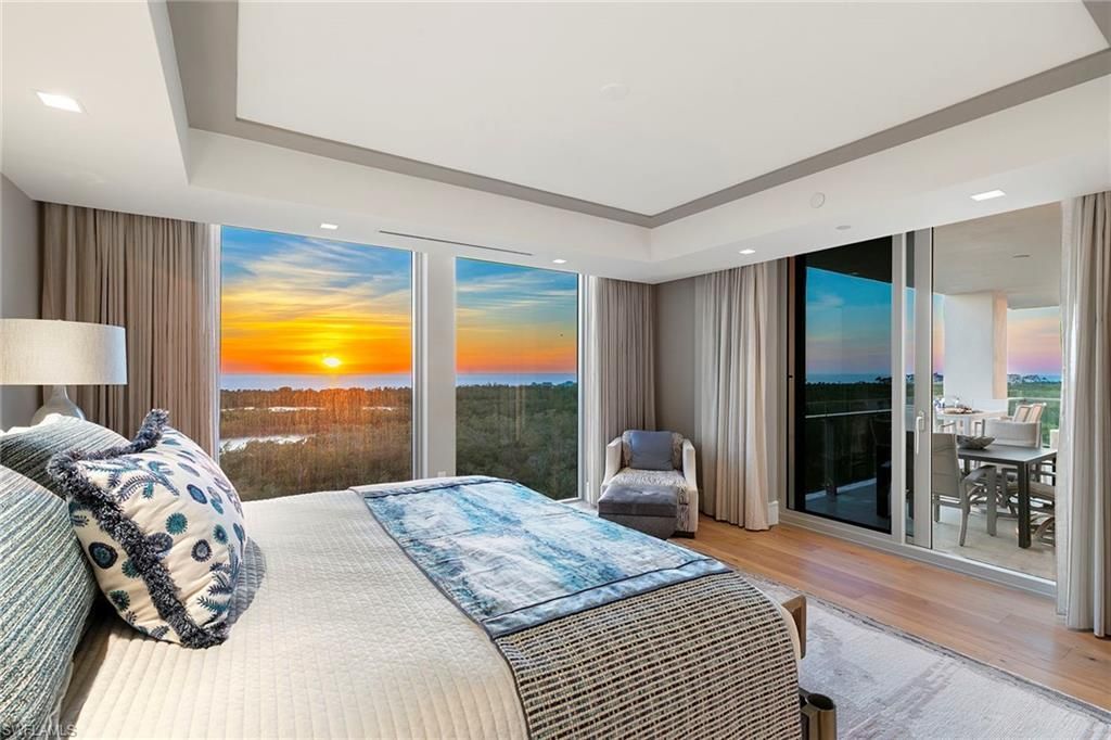 6897 Grenadier Blvd, Unit 704, Naples, FL 34108 Photo