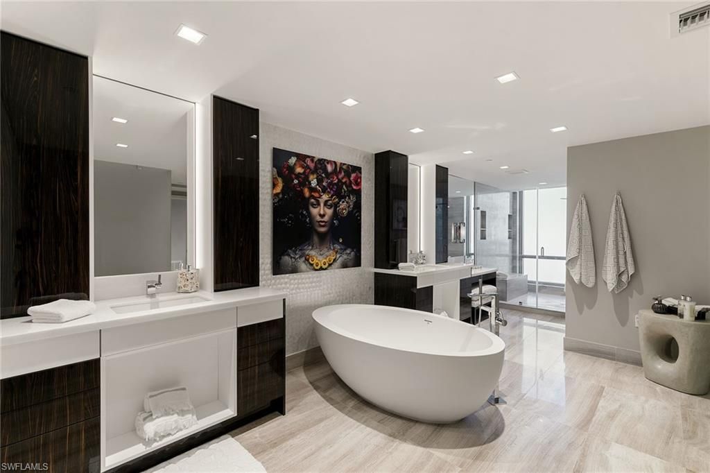 6897 Grenadier Blvd, Unit 704, Naples, FL 34108 Photo